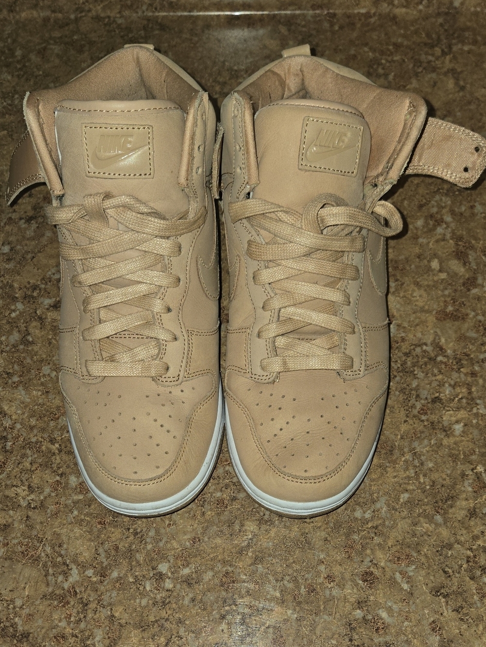 Nike Beige/Tan Sneakers
